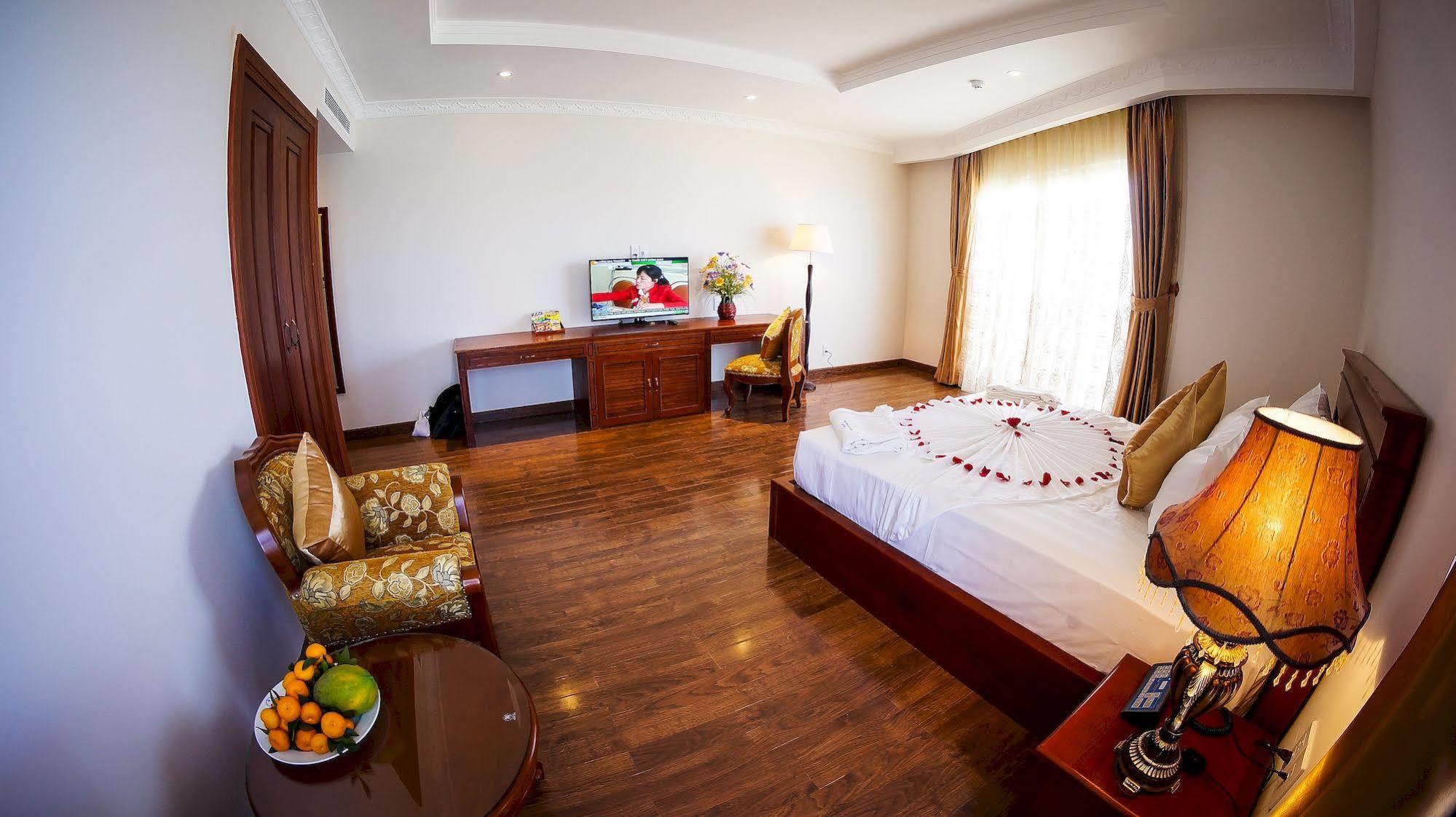 Nha Trang Palace Hotel Dış mekan fotoğraf